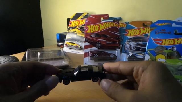 Unboxing Greenlight Pontiac Black Bandit 1977 Pontiac FireBird Trans Am