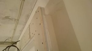 Панно : декоративный кирпич и гипсовые багеты с подсветкой. Монтаж короба из гипсокартона.