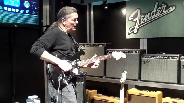 G-DEC 3 and Chuck Hall - Showcase 2010 | Fender смотреть онлайн