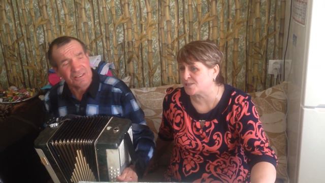 Вергаскин Николай Михайлович и Марычева Татьяна Викторовна - Осень пора дождливая