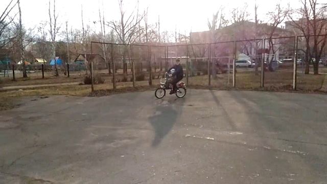 Мотовелосипед #2 смотреть онлайн