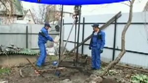 Скважина видео обучающее. Бурение на МГБУ. Малогабаритная буровая установка.