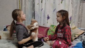 4Д Четыре девочки. Жадина-Говядина - пустая шоколадина #жадинаговядина #пустаяшоколадина