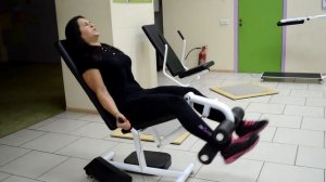 Тренажер   "Сгибание разгибание ног"