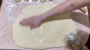 Булочки с сахаром дрожжевые, простой рецепт