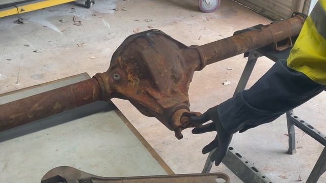 Diff: Ford Falcon 500 XY Ute Restoration Part 61 смотреть онлайн