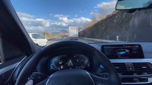 BMW iX3: Driving Assistant Professional und Assisted Driving View