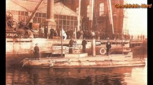 «Дельфин»   первая российская подводная лодка