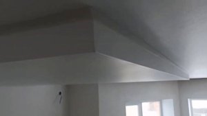 Двухуровневый натяжной потолок с подсветкой в Пригородном