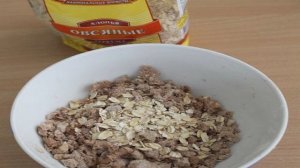 Пышный кекс с овсяными хлопьями