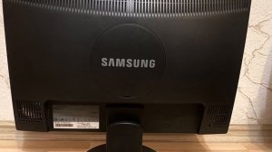 Монитор SAMSUNG 943NW