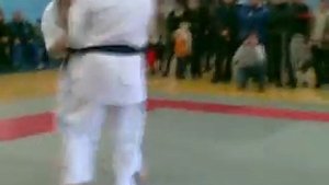 Александр Еременко. Чемпионат Украины 2007, г. Днепропетровск. 1ый бой. Киокушинкай каратэ. Eremenk