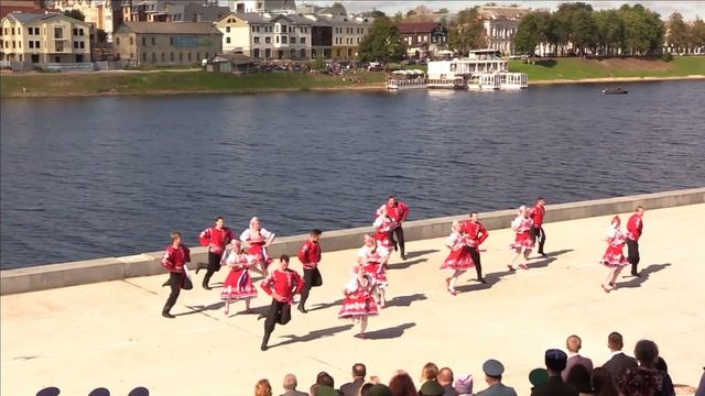 80-летие 76-й гвардейской десантно-штурмовой Черниговской Краснознаменной Ордена Суворова дивизии смотреть онлайн