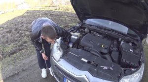 CITROEN C5 Замена лампочки дневного ходового огня .(ДХО)Быстро и без проблем.