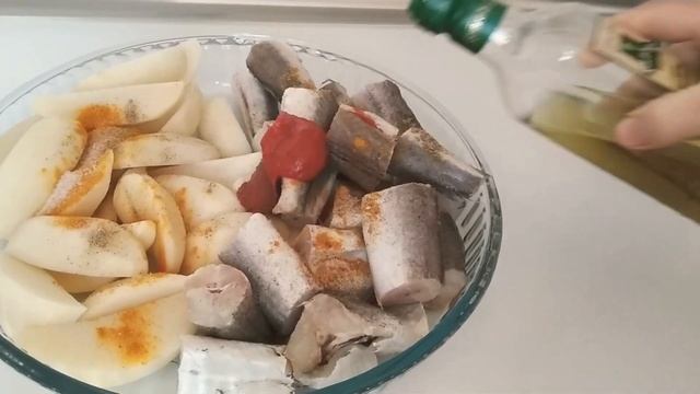 На Ужин МИНТАЙ С КАРТОШКОЙ в ДУХОВКЕ пальчики ОБЛИЖЕШЬ!!! смотреть онлайн