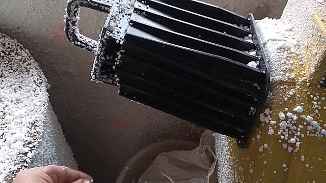 Как измельчить пенопласт для бетонпенополистирола.? смотреть онлайн