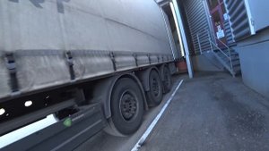 Расцепка и сцепка с прицепом, паркуем прицеп к рампе #89