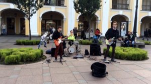 ЛенТвист - Мажорный рок-н-ролл // Street musicians (St. Petersburg)
