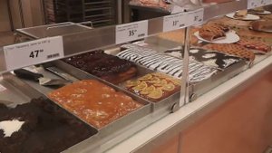 где дешево поесть в москве