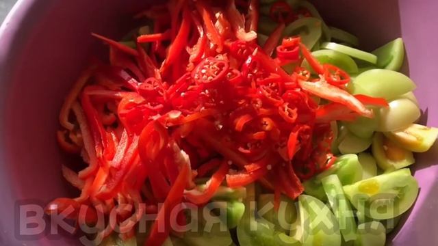 готовим салат из зелёных помидоров смотреть онлайн