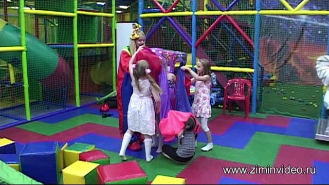 Весёлый парашют. Merry Parachute