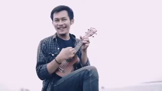 CAN'T HELP FALLING IN LOVE - ELVIS PRESLEY ( #001 COVER - Martin Ezra ) смотреть онлайн