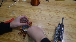 Бесколлекторный радиальный электродвигатель из болта своими руками