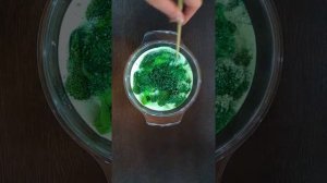 делаю ЗЕЛЕНЫЙ СЛАЙМ ЛИЗУН со всего ЗЕЛЕНОГО\ SATISFYING SLIME VIDEO