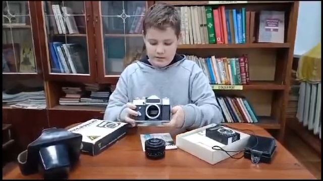 Ретротехника_ Фотоаппарат Ленинград