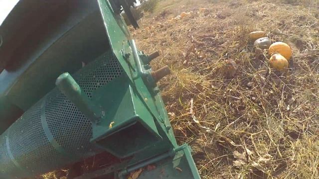 саморобний гарбузовий комбайн огляд