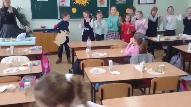 Масленица в школе, 1а смотреть онлайн