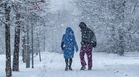 На Москву обрушился снегопад, который продлится три дня