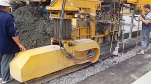 Строительство бетонной дороги