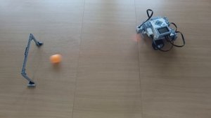 Робот-футболист (Robot Football Player)