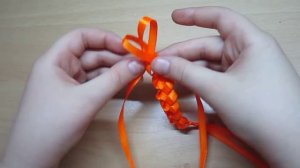 Как сделать фенечку из ленточек