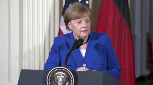 Дональд Трамп и Ангела Меркель на переговорах в Ва...нские санкции, которые бьют по бизнесу в Европе