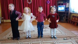 ЭВ Ансамбль Мамочка милая, мама моя! дет сад №8 с Белогостицы 3 5 лет