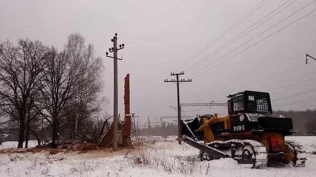 Снос строения бульдозером смотреть онлайн