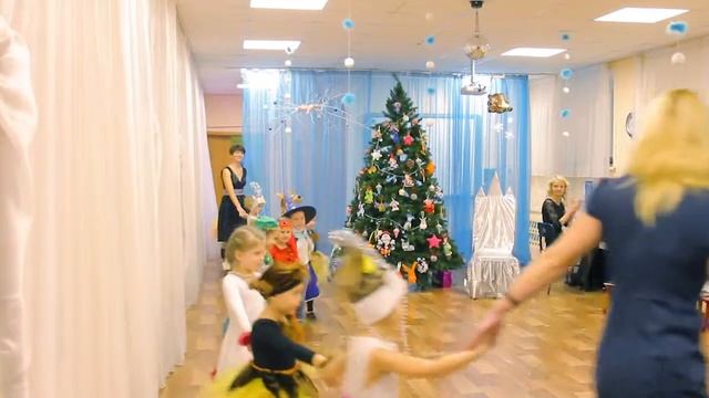 Праздник в детском саду. Новый год смотреть онлайн