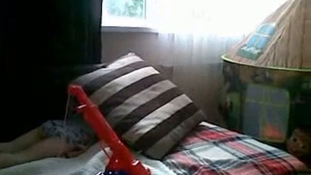 Котик прячется смотреть онлайн