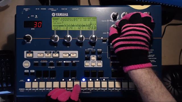 Yamaha RM1x #10 "2000 SUBS!" Mixed 90's House Style Track September 2017 смотреть онлайн