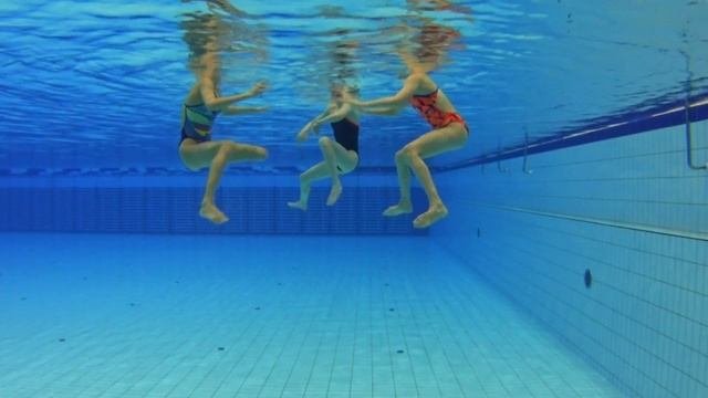 ДЕТИ ПОД ВОДОЙ | СПУСТЯ 3 ГОДА | СИНХРОННОЕ ПЛАВАНИЕ