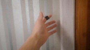 Какие обои лучше не покупать для кривых стен и прихожей. Как выбрать обои. Какие обои выбрать.