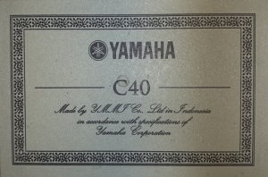 Гитара Yamaha С40 - Мой ласковый зверь. ( 2 вариант этикетки )