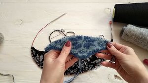 НЕДЕЛЯ ДОВЯЗЫВАНИЯ НЕДОВЯЗОВ || День 1 || Вяжу платок двусторонним жаккардом.