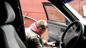 БЮДЖЕТНЫЙ АВТОЗВУК ЗА 12000 РУБЛЕЙ Установка подиумов 2*16