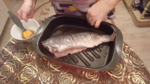 Запекаем горбушу в духовке