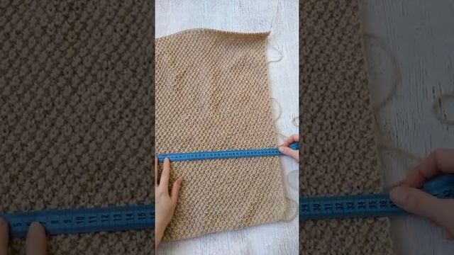 Пальто спицами с английским воротником. Часть 2. Полочки для пальто.