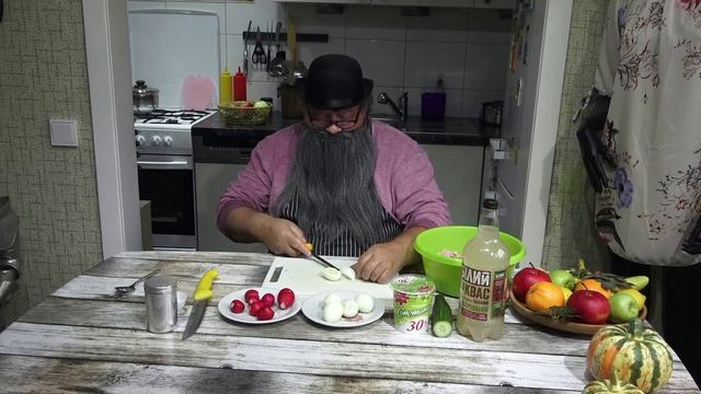 Окрошка на квасе с колбасой Вкусная окрошка с редиской Холодная окрошка на квасе Окрошка по Немецки