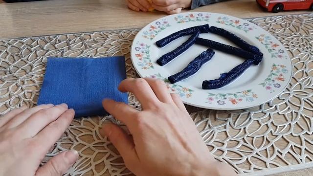 Funny Paper Worms, , "Бумажный змей, Игры для детей смотреть онлайн